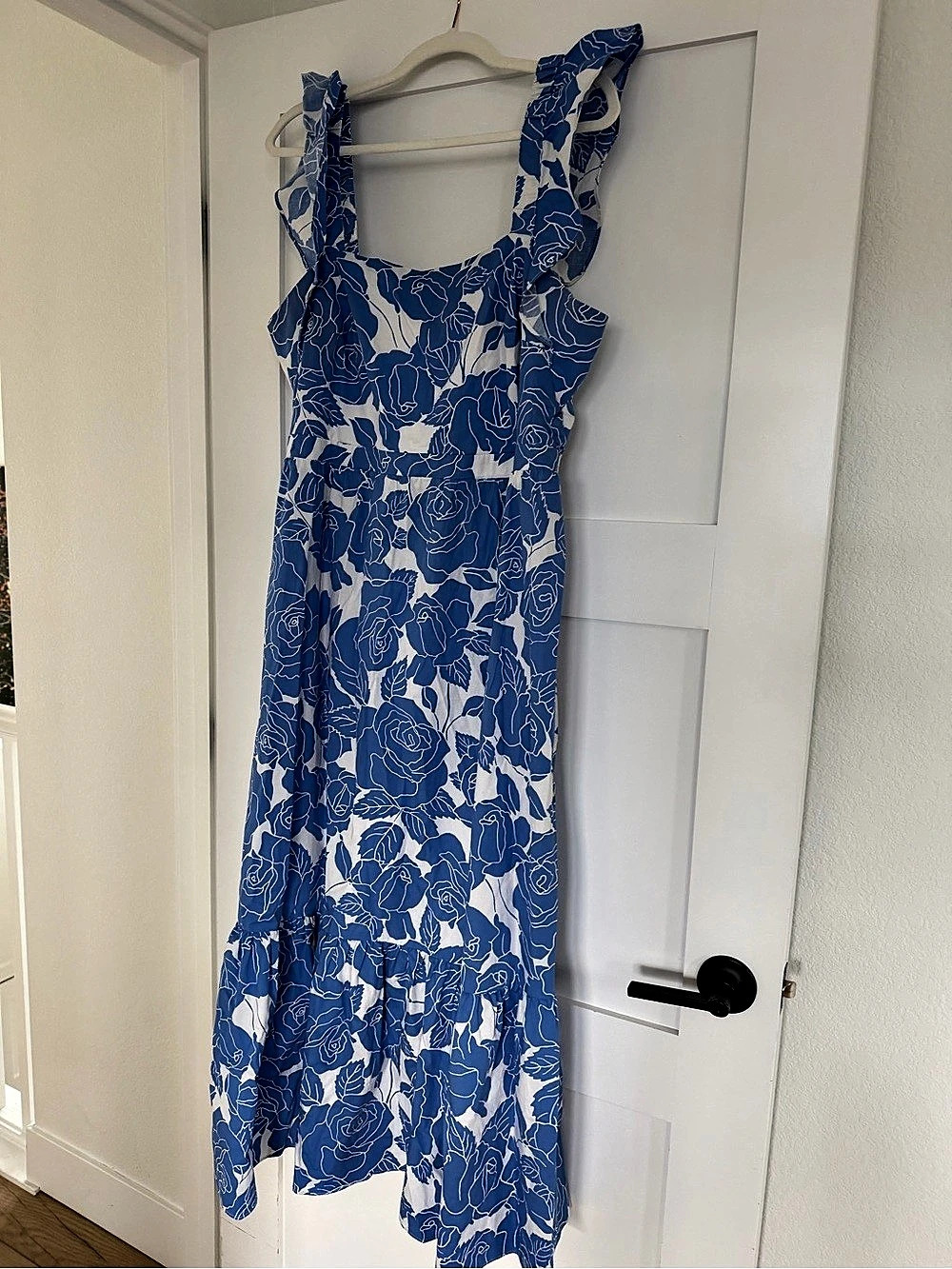 London Times Floral Maxi Dress in Blue & White Size 16 Like New